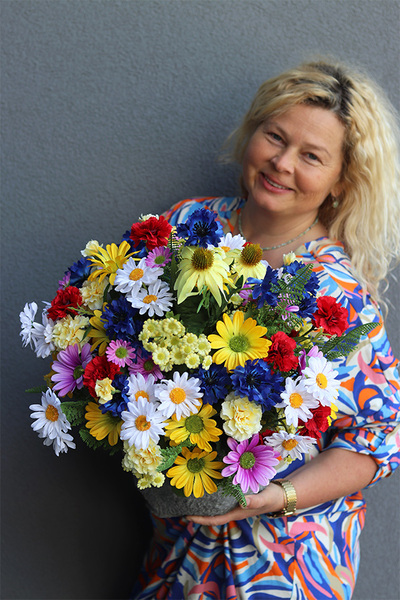 Volcan, kompozycja w ozdobnej osłonce