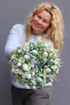 Jajeczkowo Mint, miętowy wielkanocny wianek na drzwi, śr.33cm