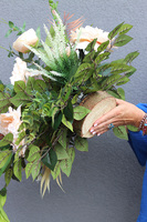 Idealia, pastelowa wiązanka nagrobna, dł.68cm