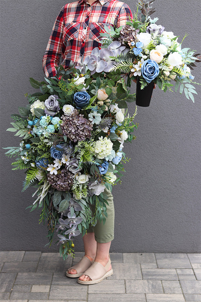 Nadia Blue 2, wiązanka nagrobna w niebieskiej tonacji