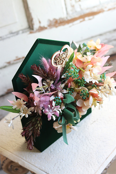 bardzo urocza koperta / flowerbox z życzeniami, Grimaldi, wym.30x38cm  