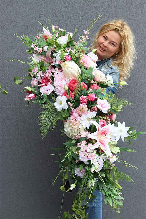 Malediwy Pink, różowa girlanda na stół, dł.140cm 