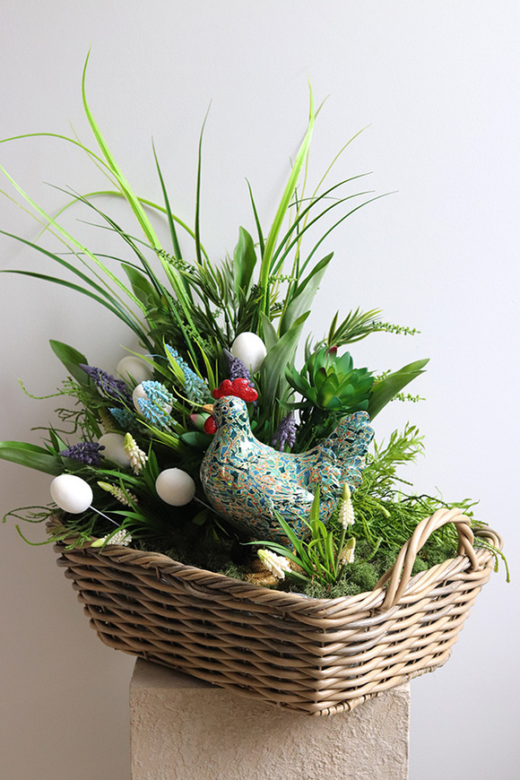Folkowa Wielkanoc Basket, stroik wielkanocny w koszu