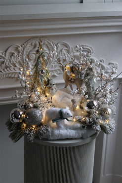 White Snowland, świąteczny stroik zimowy, wym.37x54x37cm 