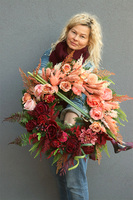 Benjamin, dekoracja nagrobna z aniołem na plastrze drewna