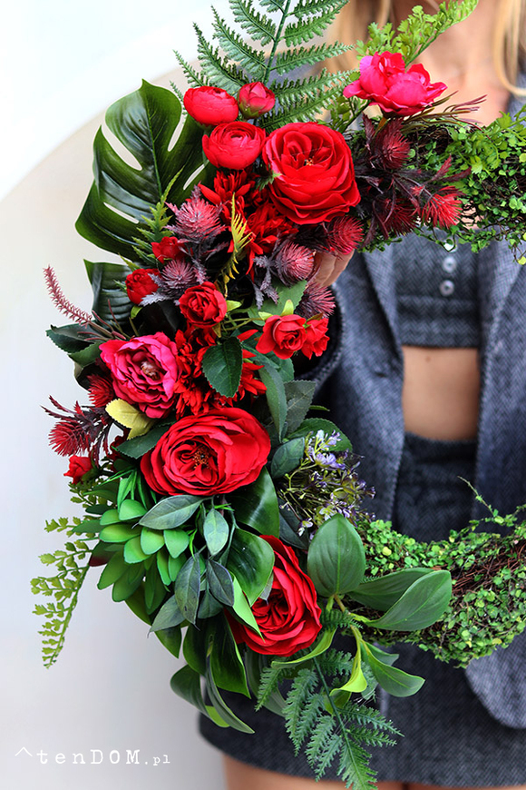 Czerwona Opowieść, zestaw nagrobny