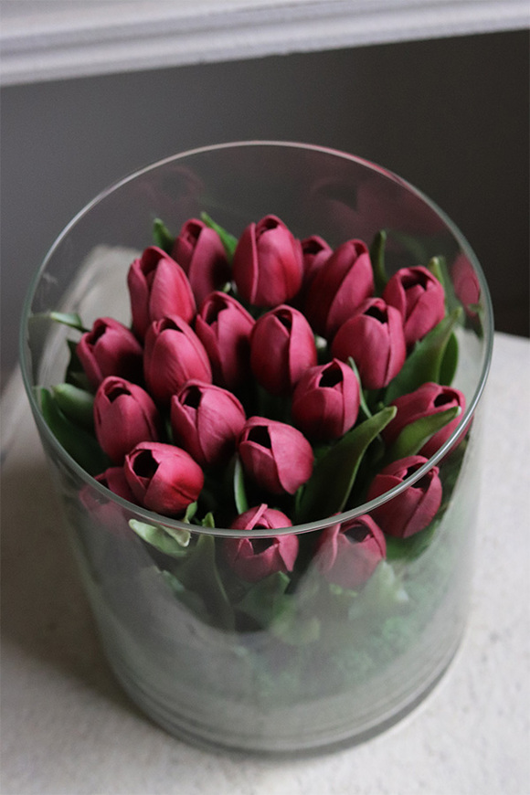 Glasso Menato, różowe tulipany w szkle