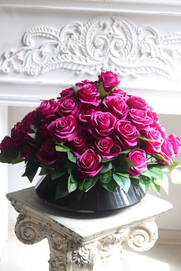 Amarant Roses, kompozycja nagrobna w naczyniu