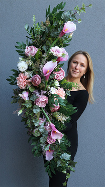 Julena Pink, girlanda nagrobna / pogrzebowa z kallami, dł.125cm