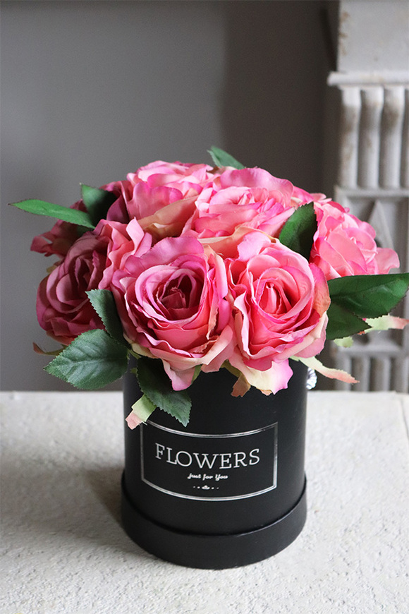 bogaty flowerbox z różami, Geddia Roses, wys.25cm 