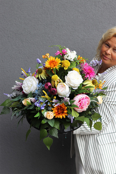 Polskie Ogrody 2, kompozycja nagrobna w plastikowym naczyniu