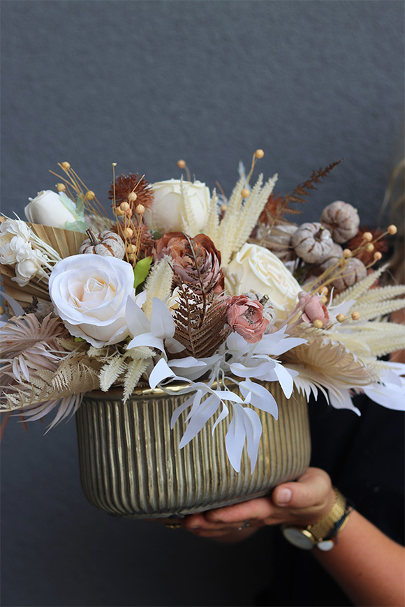 Laguel November, jesienna kompozycja w naczyniu glamour