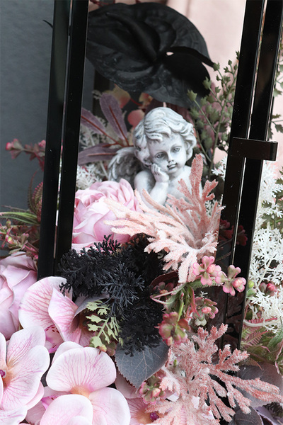 Angelo Garden Pink Flowers, lampion nagrobny z kwiatami