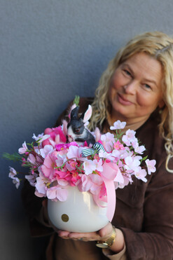 Zając w Różu, stroik wielkanocny z zającem, wys.32cm