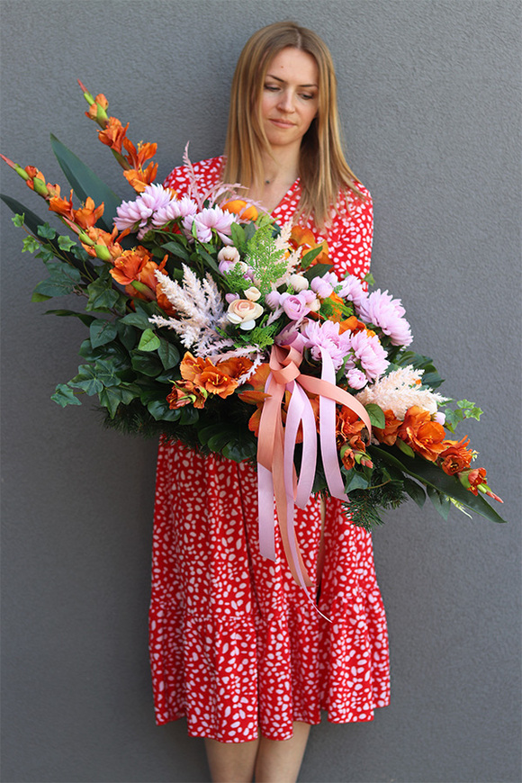 Orangia, pomarańczowa wiązanka nagrobna