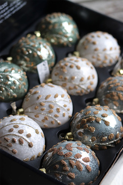 Misty Winter, błyszczące świąteczne bombki, śr.8cm, kpl.12szt