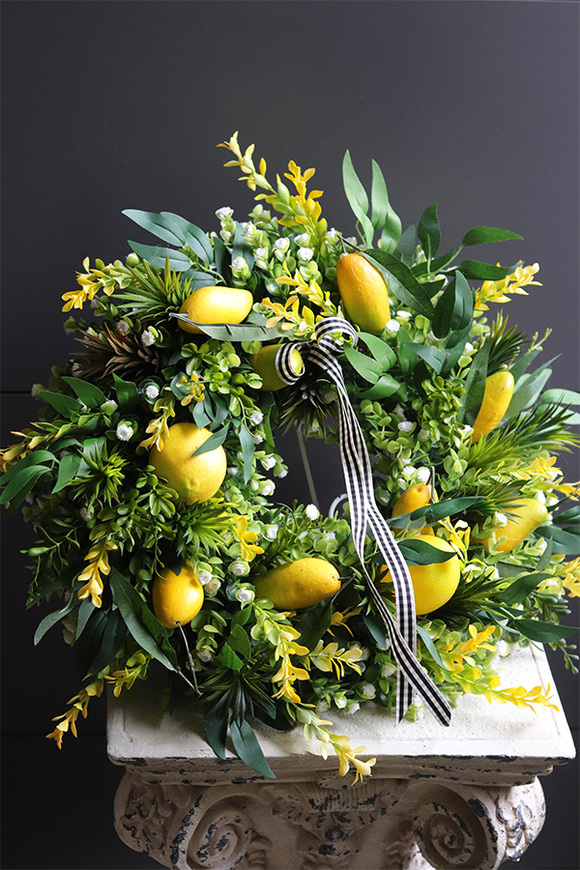 Citrones, zielony wianek na drzwi z owocami
