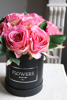 bogaty flowerbox z różami, Geddia Roses, wys.25cm 