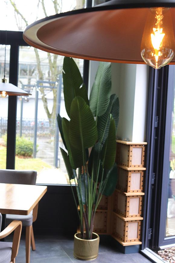 Bananowiec Gold Line, sztuczna roślina w donicy