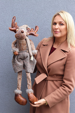 OD RĘKI Reny Skandynawskie C, laleczka zimowa siedząca, chłopiec, dł.70cm