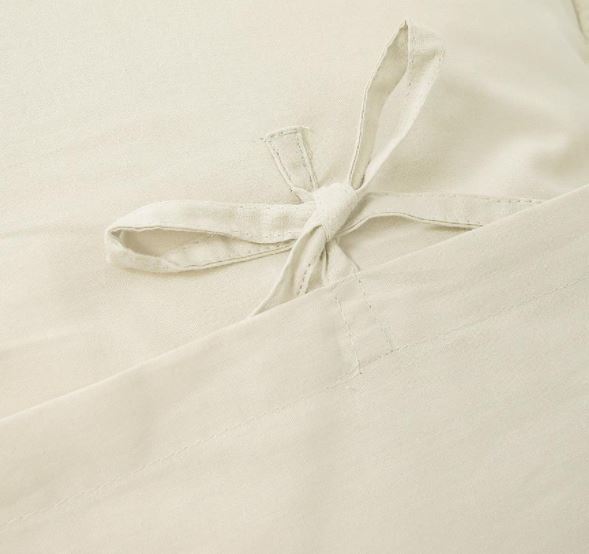 poduszka velvetowa Villa krem 45x45cm