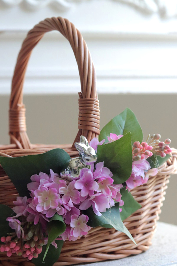 Lilak Bunny, dekorowany koszyczek wielkanocny