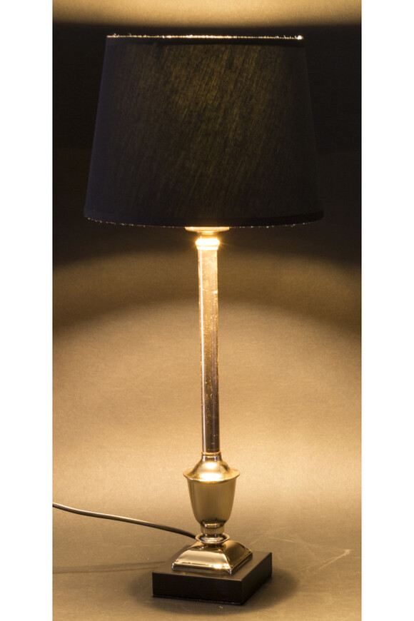 Modern Elegance, elegancka lampa stołowa