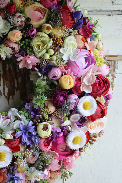 bogaty kwiatowy wianek, Perrasa 5, wym.48cm 