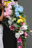 Wiosenne Pastele, kompozycja kwiatowa w naczyniu