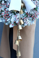 Śnieżny Puch, zimowy wianek z dzwonkami