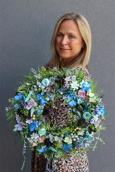 wianek z chwostem na Twoje drzwi, Manfredo Excelsior