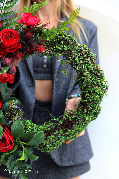 Czerwona Opowieść, zestaw nagrobny