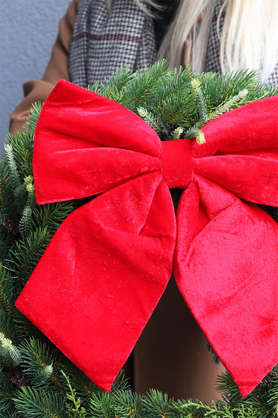 Klasyczna Czerwień Na Święta, wianek z kokardą