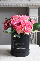 bogaty flowerbox z różami, Geddia Roses, wys.25cm 