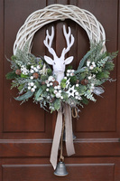 Scandi Laponia 2, świąteczny wianek z reniferem