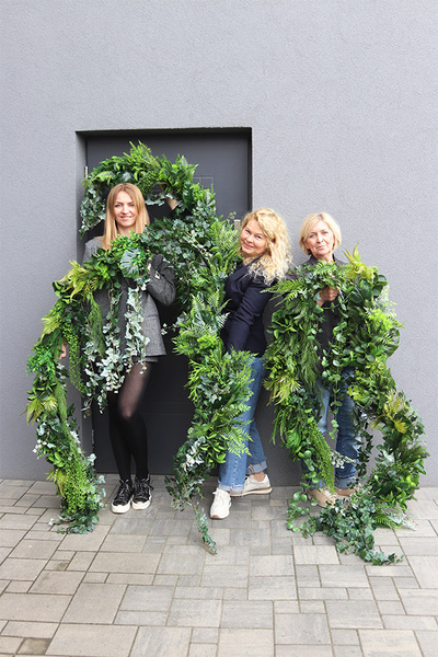 Lesotho Jungle, girlanda z zielonych zwisających pędów