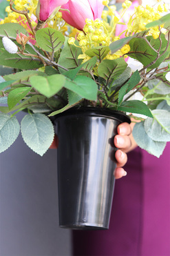 Moko Spring, bukiet nagrobny we wkładzie do wazonu, dł.43cm