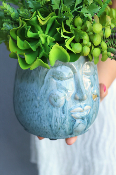 Twarzova, komplet zielonych dekoracji w doniczce z twarzą