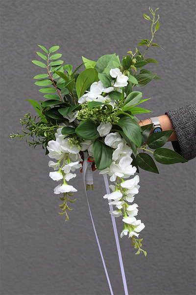 Green Love Wisteria, bukiet kwiatowy do ręki