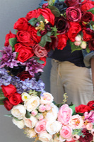 Monaco England, bardzo duży kwiatowy wianek