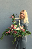 Angelo Garden Cream, lampion nagrobny z kwiatami