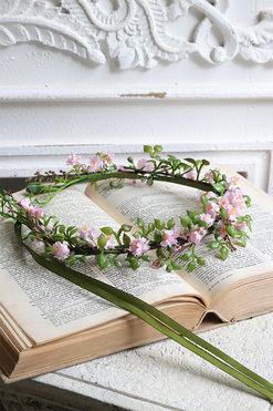 OD RĘKI Vanne Pink, komunijny wianek na głowę, rozmiar uniwersalny