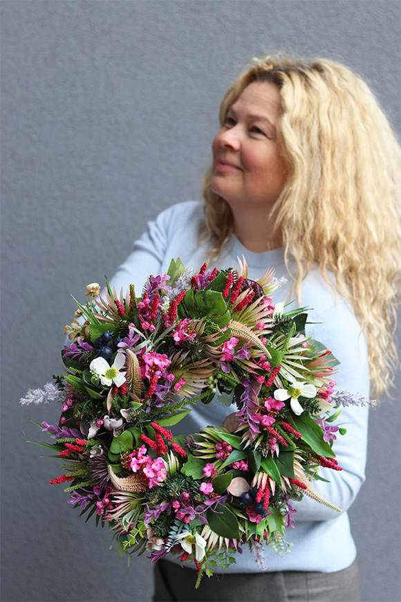 Herriana, wianek na drzwi