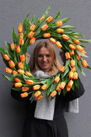 Witaj Wiosno Deluxe Orange, wiosenny wianek z tulipanów