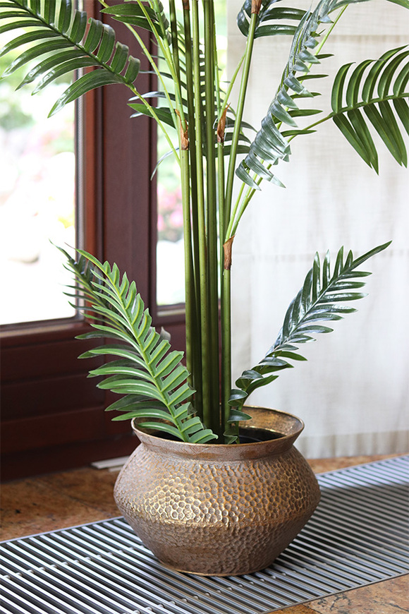 Palma Eduardo, sztuczna roślina w donicy