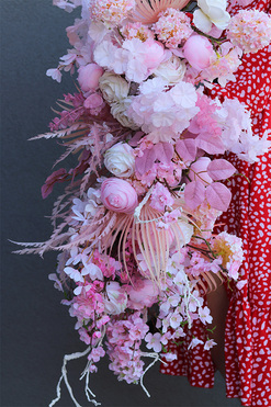 Primavera Deluxe, kwiatowa girlanda dekoracyjna, dł.115cm  