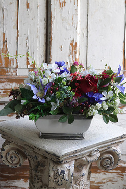 Pantone, kompozycja kwiatowa w naczyniu, wym.25x40cm