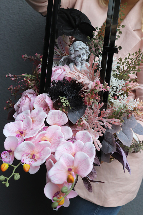 Angelo Garden Pink Flowers, lampion nagrobny z kwiatami