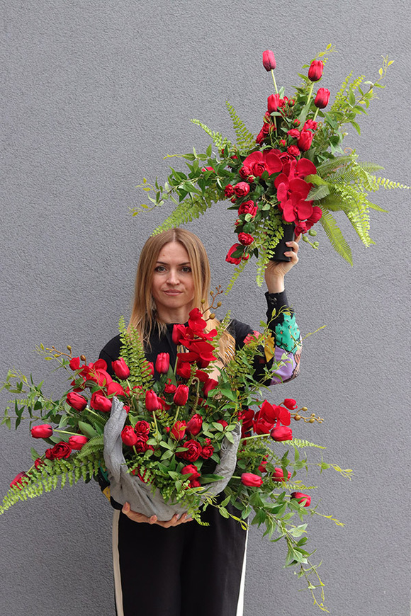 Volcan Carmina, kompozycja nagrobna w misie