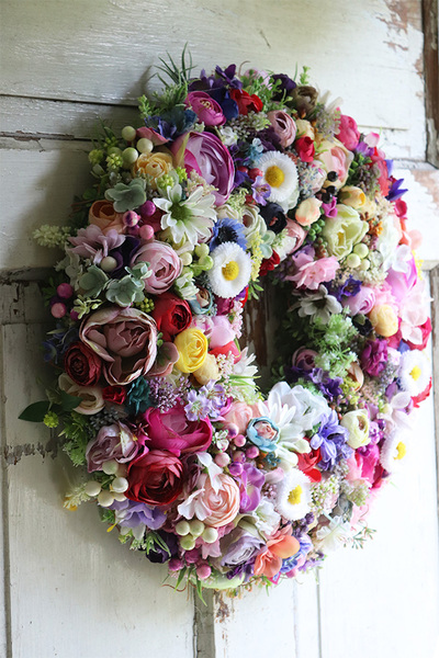 bogaty kwiatowy wianek, Perrasa 5, wym.48cm 